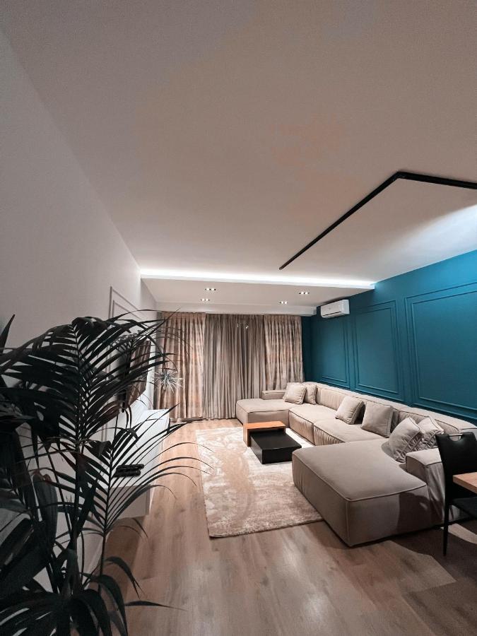 Aia Suites & Apartments Tirana Esterno foto