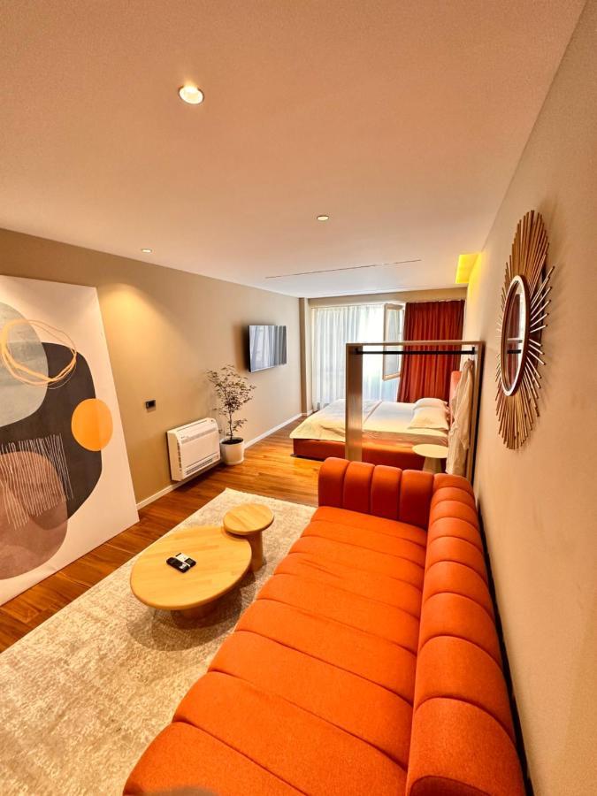 Aia Suites & Apartments Tirana Esterno foto